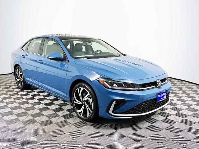 new 2025 Volkswagen Jetta car, priced at $31,255