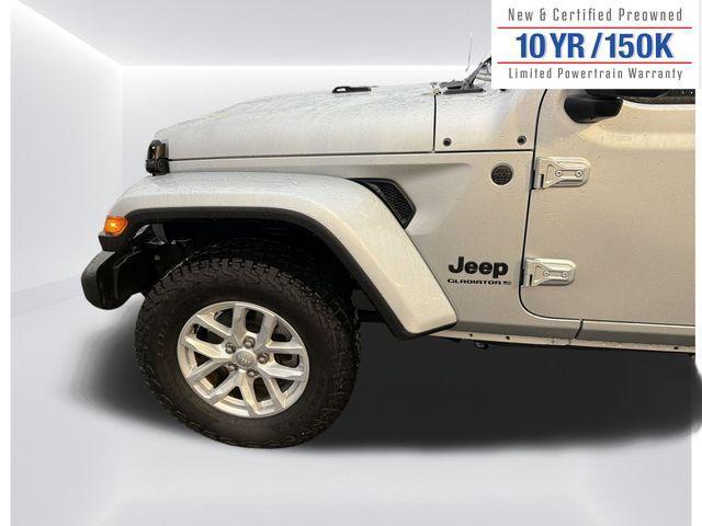 used 2023 Jeep Gladiator car, priced at $29,497