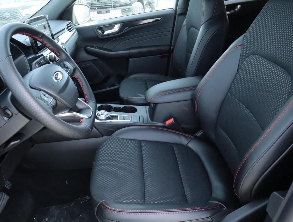 used 2025 Ford Escape car, priced at $31,995