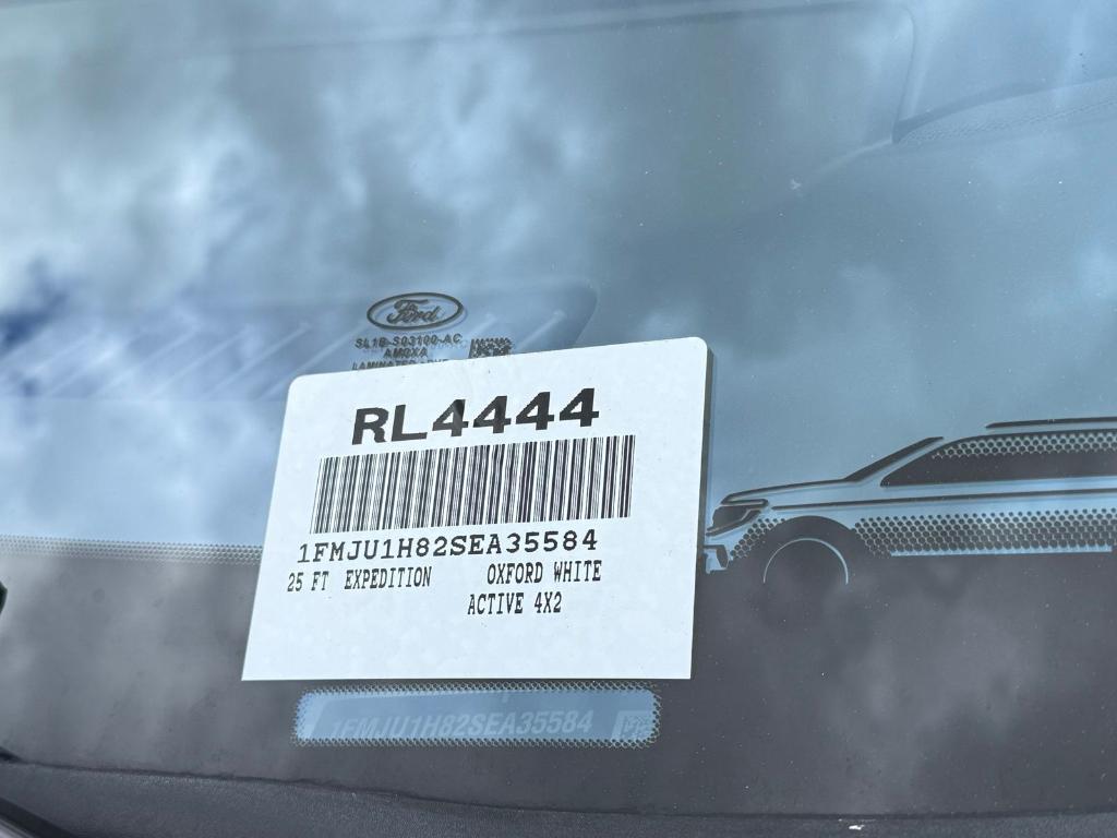 used 2025 Ford Expedition car, priced at $52,894