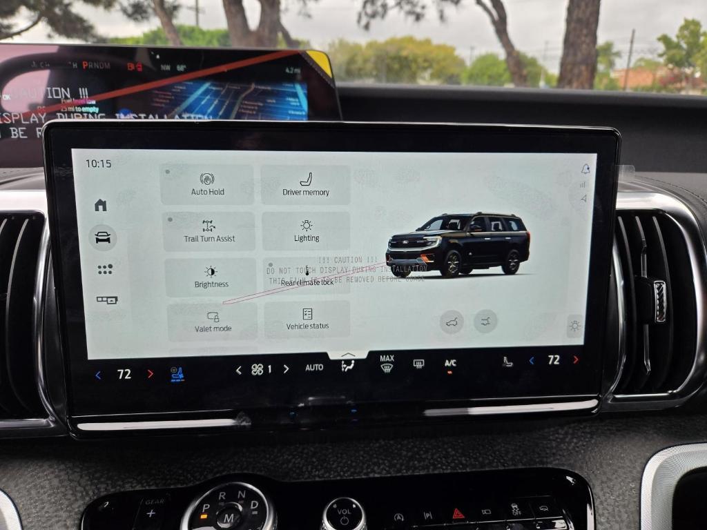 new 2025 Ford Expedition car, priced at $80,872