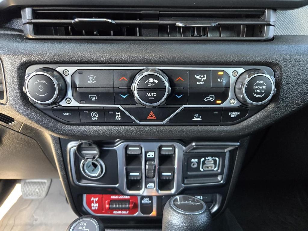 used 2024 Jeep Gladiator car, priced at $34,981