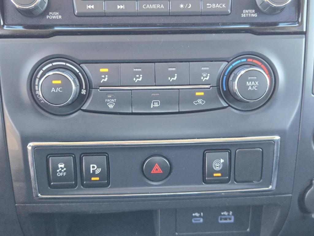 used 2023 Nissan Titan car, priced at $26,900