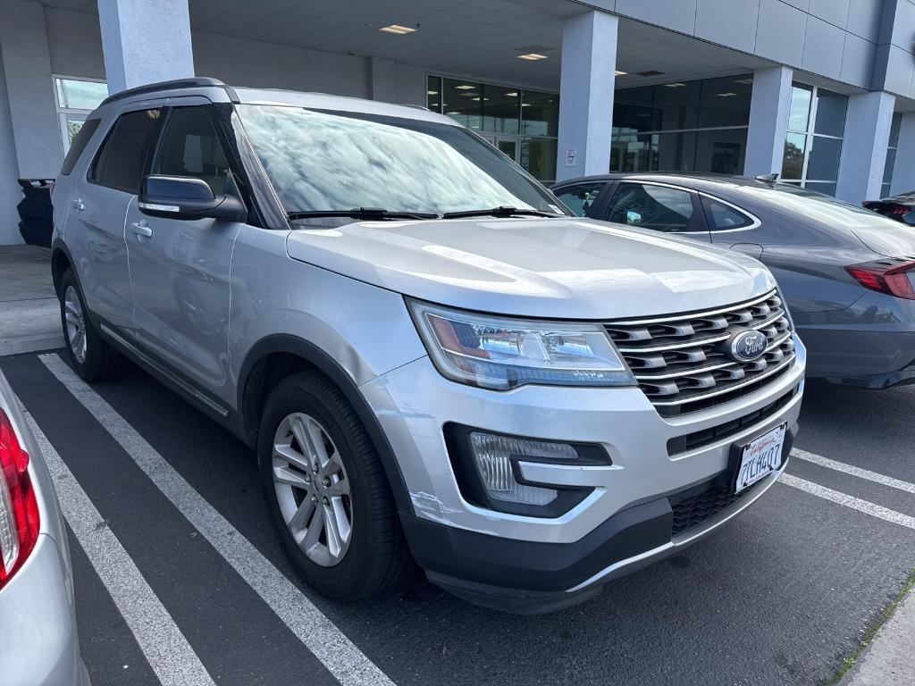 used 2016 Ford Explorer car