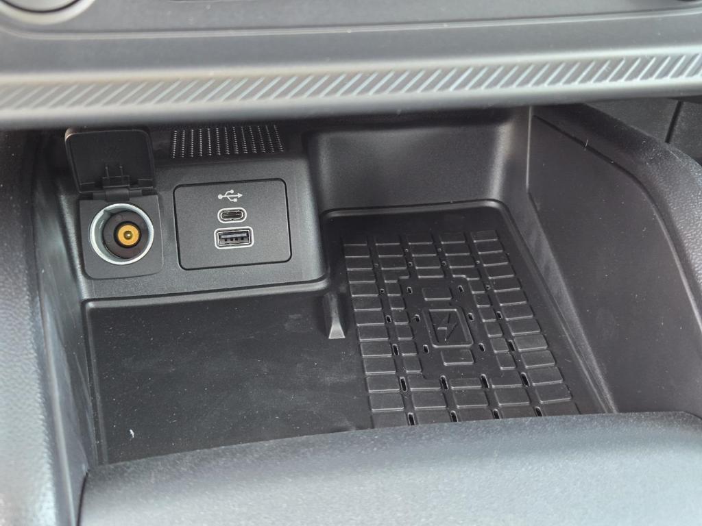 new 2025 Ford Bronco Sport car, priced at $32,495