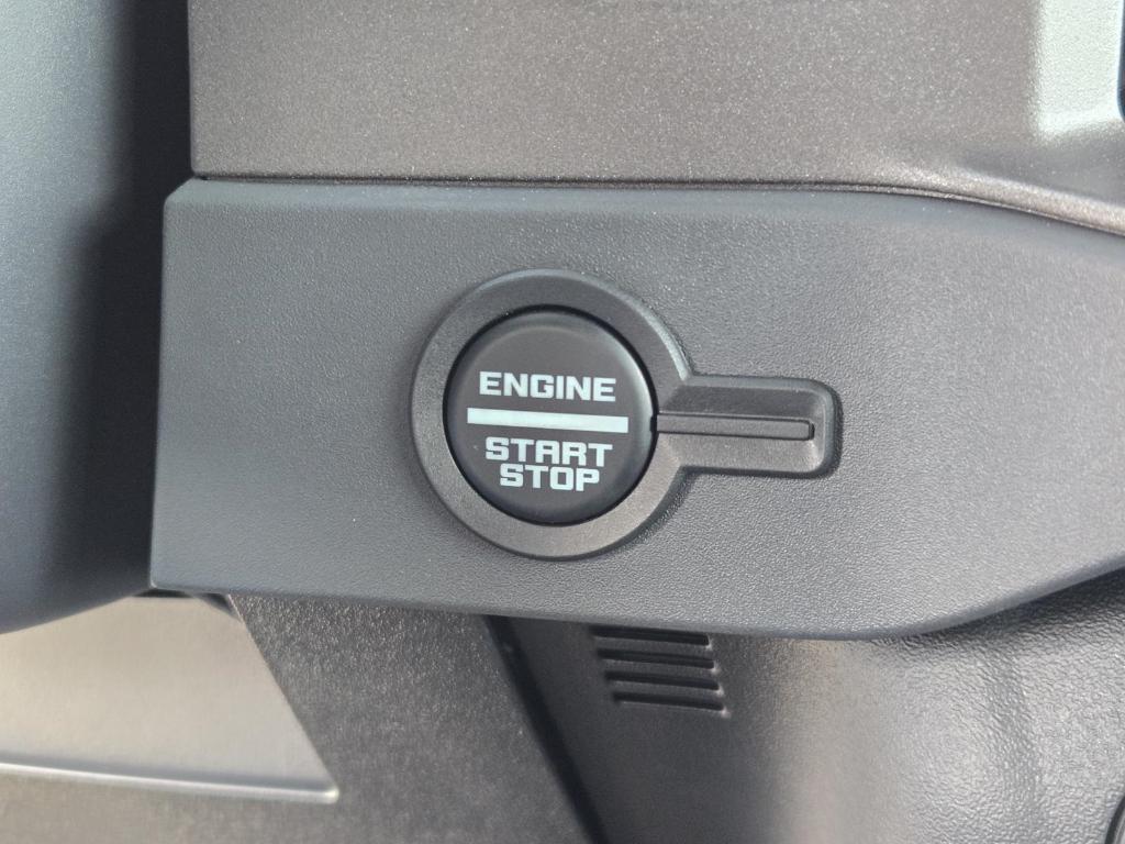 new 2025 Ford Bronco car, priced at $44,511