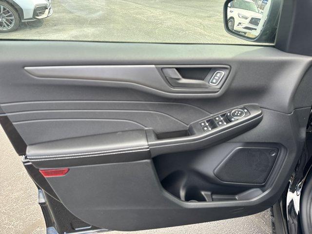 new 2025 Ford Escape car, priced at $33,875