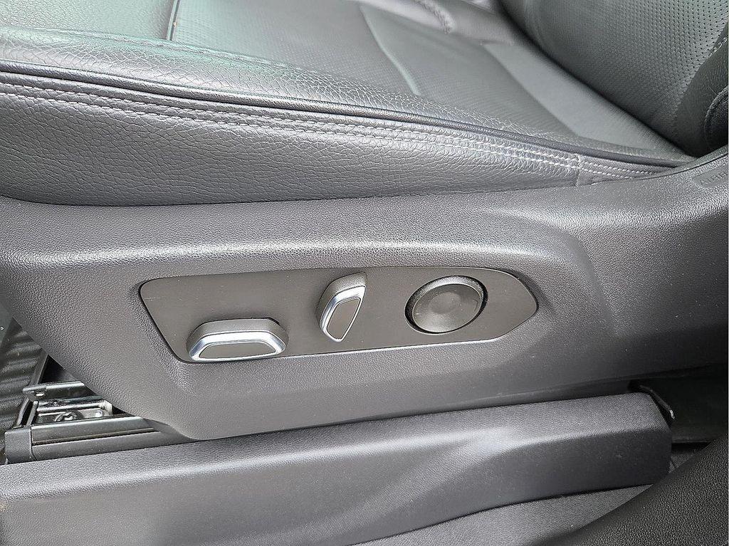used 2023 GMC Sierra 1500 car, priced at $49,955