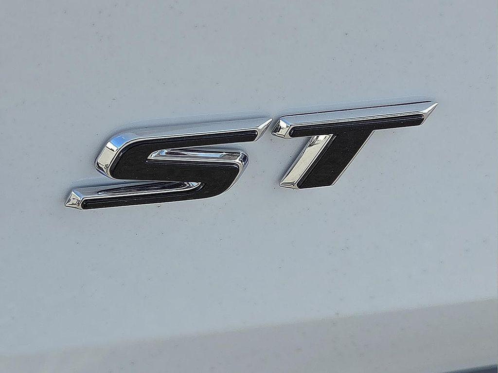 new 2026 Buick Envista car, priced at $29,608