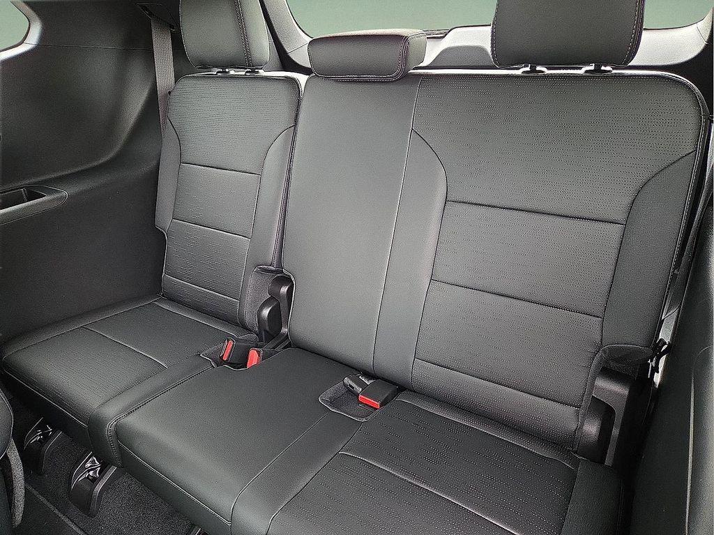 new 2026 Buick Enclave car, priced at $44,685