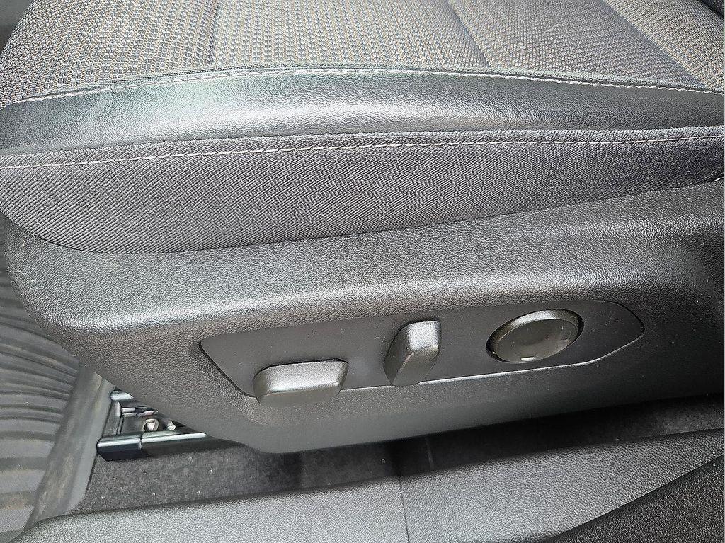 used 2021 Buick Envision car, priced at $15,074