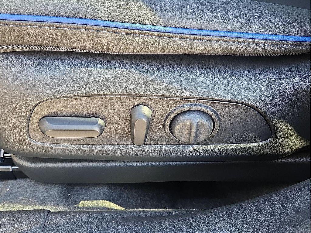 new 2026 Buick Envista car, priced at $30,103