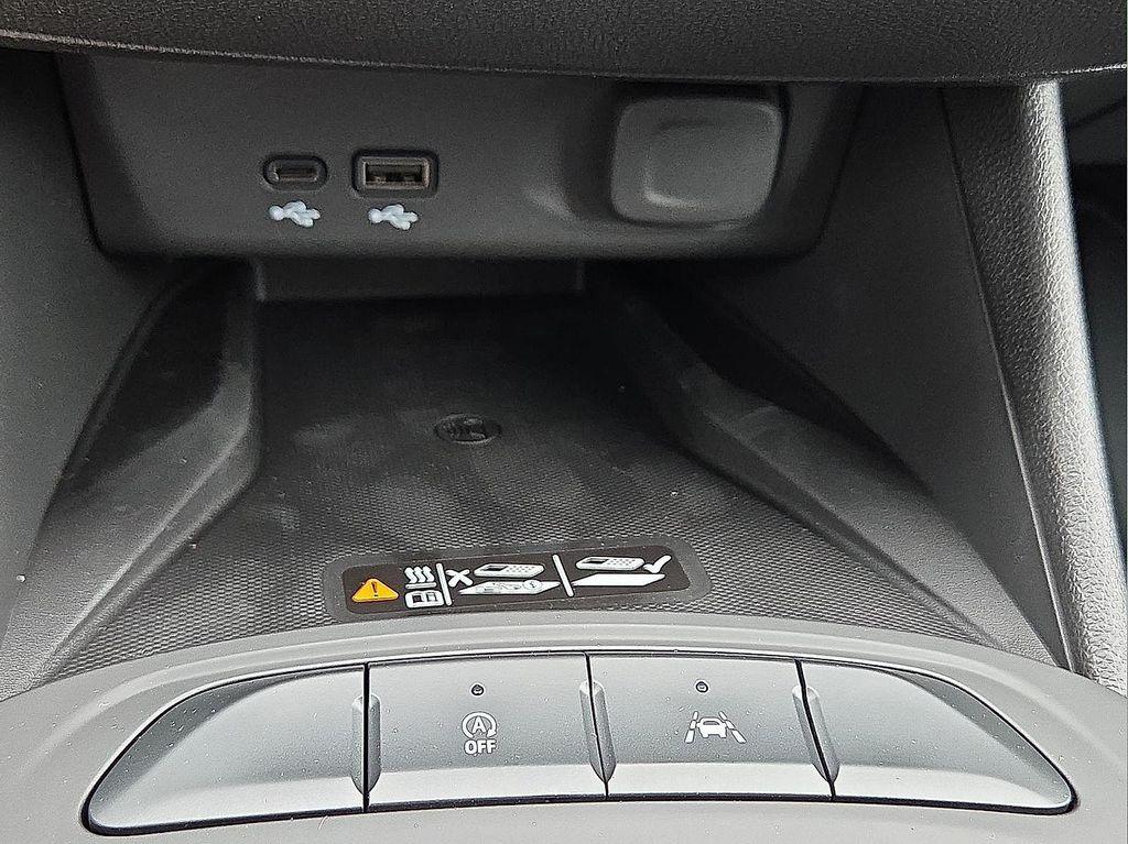 new 2026 Buick Envista car, priced at $28,091