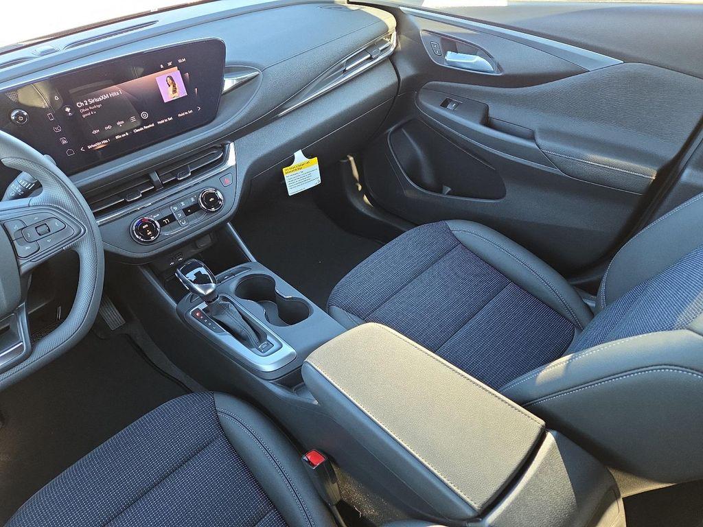 new 2026 Buick Envista car, priced at $25,761