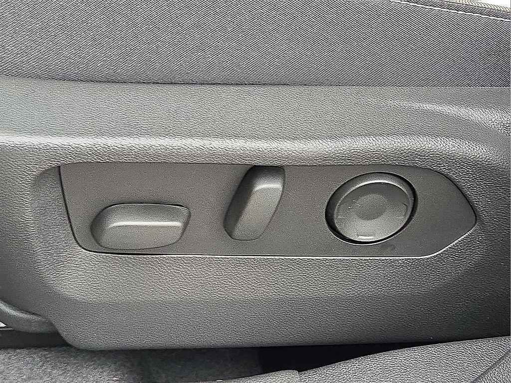 new 2025 Buick Envision car, priced at $34,490