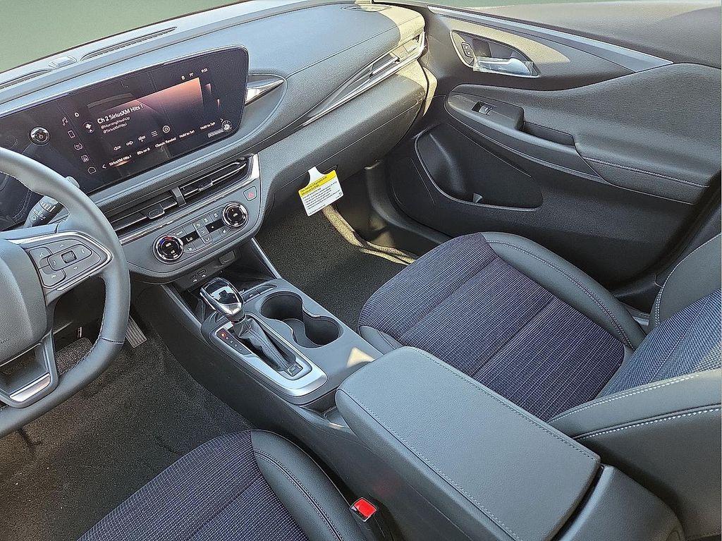 new 2026 Buick Envista car, priced at $27,751