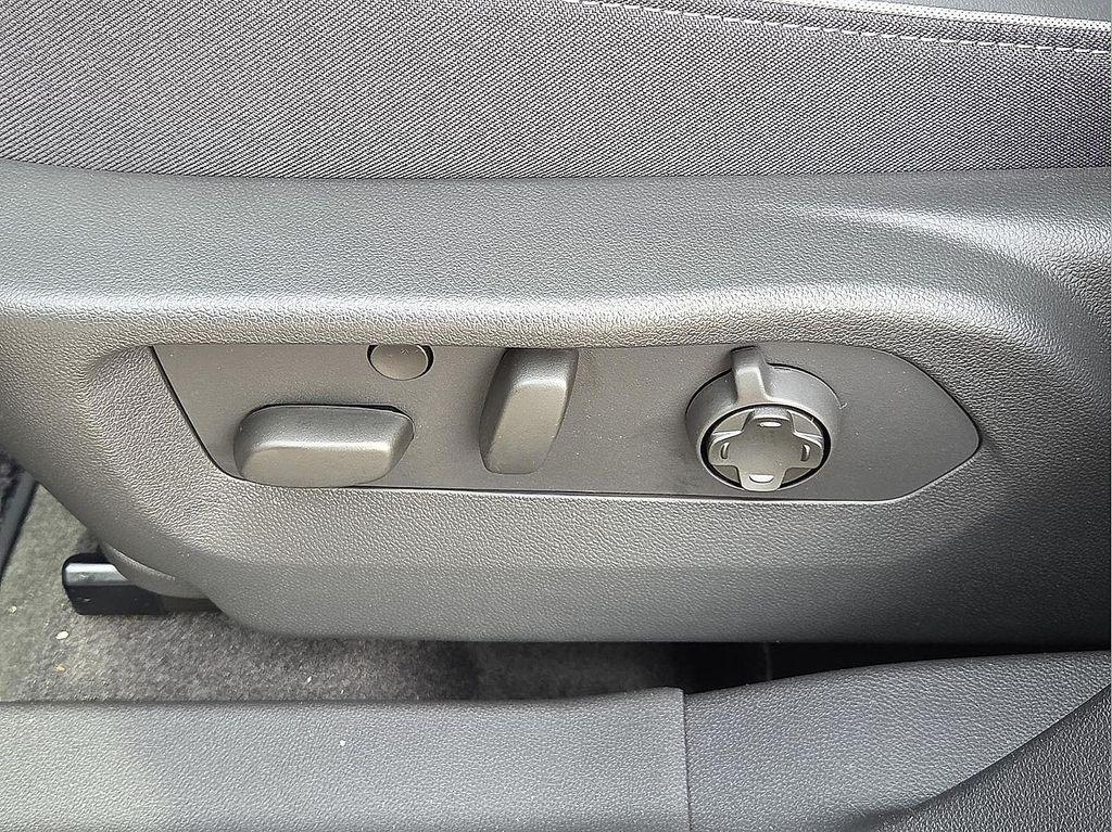 new 2026 Buick Envision car, priced at $50,769