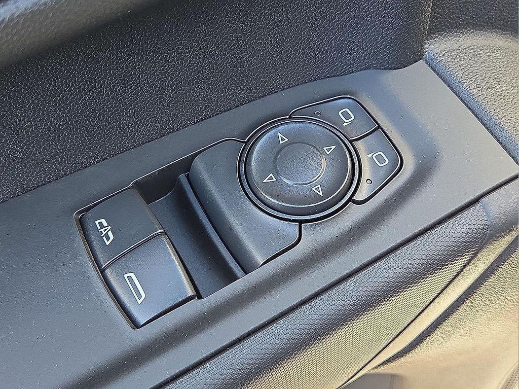 new 2026 GMC Sierra 1500 car, priced at $33,585