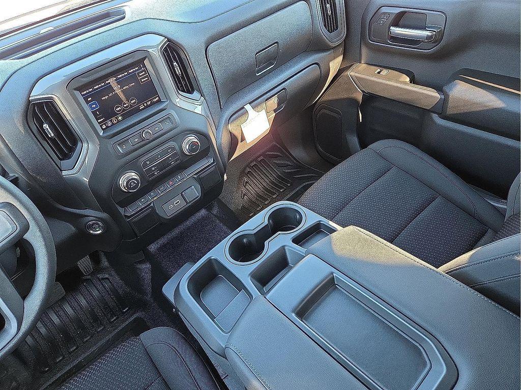 new 2026 GMC Sierra 1500 car, priced at $34,285