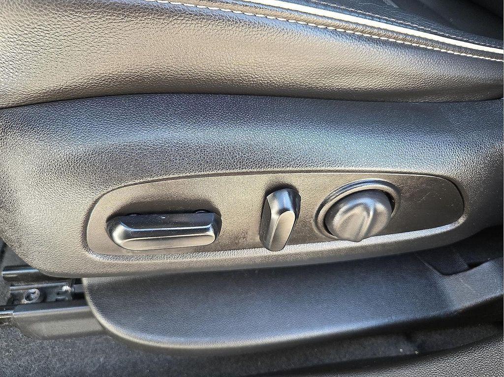 used 2020 GMC Acadia car, priced at $26,469