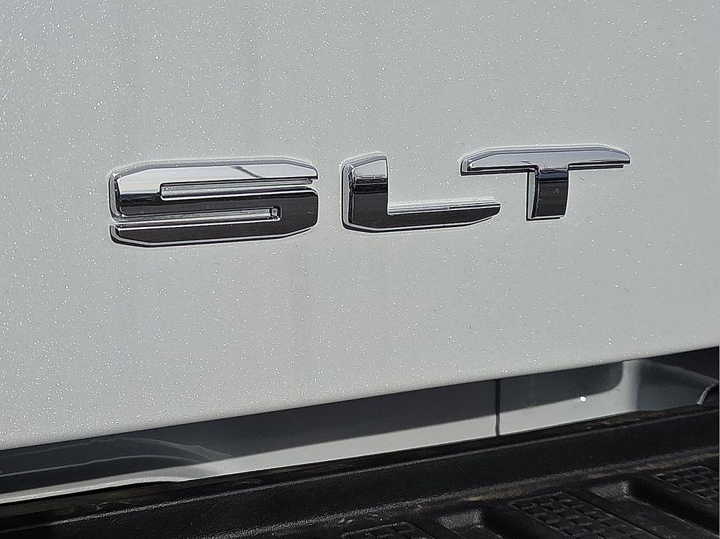 new 2026 GMC Sierra 1500 car, priced at $59,419