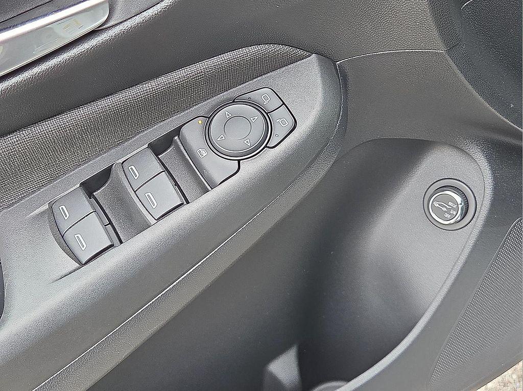 new 2026 Buick Envista car, priced at $31,467