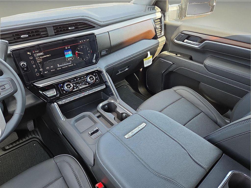 new 2025 GMC Sierra 2500 car, priced at $81,740