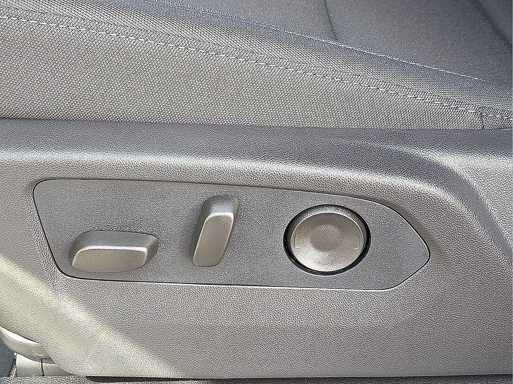 new 2026 GMC Sierra 2500 car, priced at $65,765