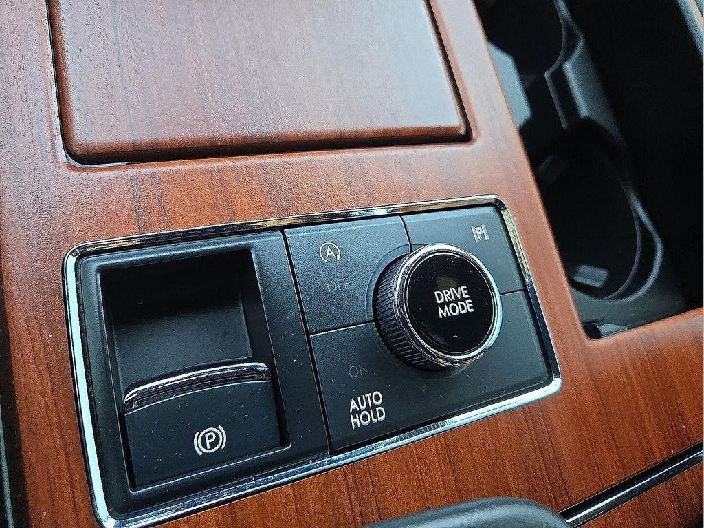 used 2024 Lincoln Navigator car, priced at $69,488