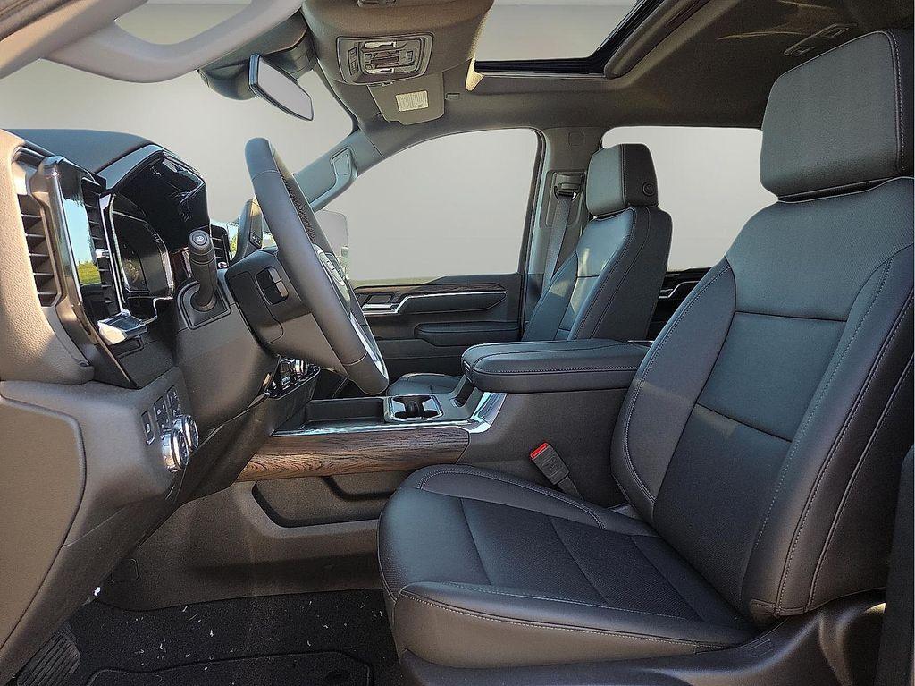 new 2025 GMC Sierra 2500 car, priced at $74,170