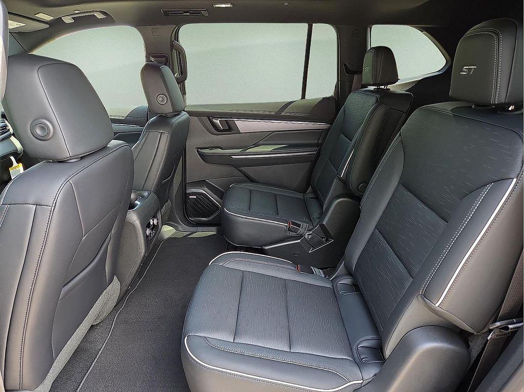 new 2026 Buick Enclave car, priced at $47,395