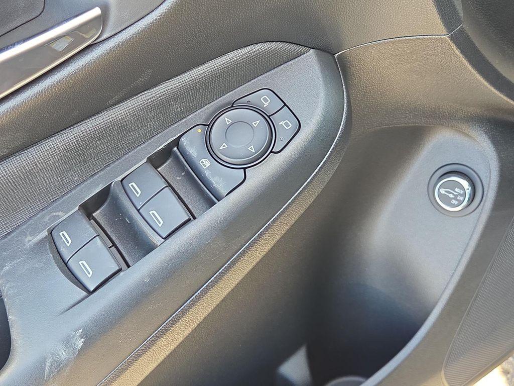 new 2026 Buick Envista car, priced at $31,117