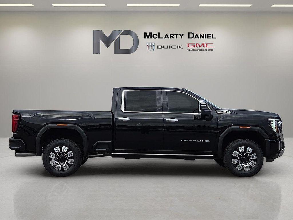 new 2026 GMC Sierra 3500 car, priced at $83,010