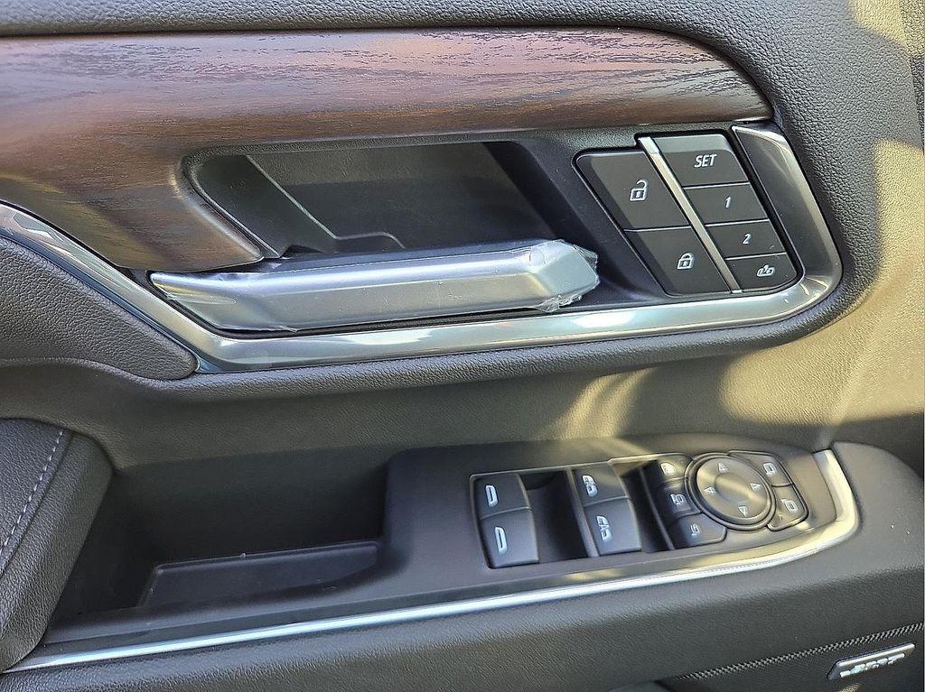 new 2025 GMC Sierra 2500 car, priced at $74,050