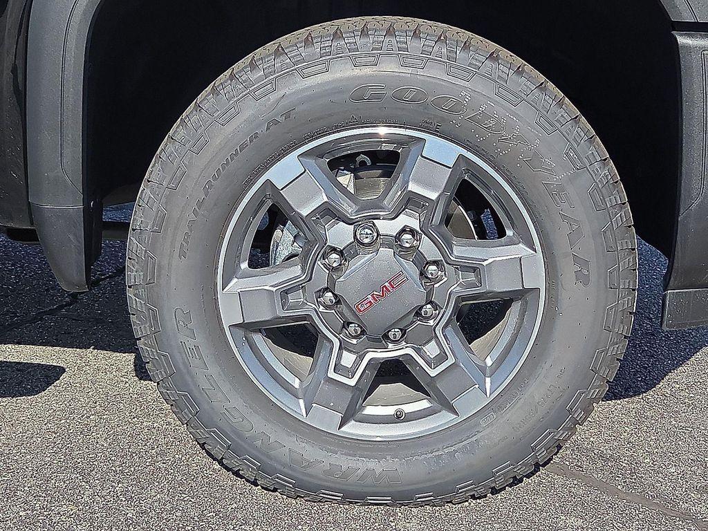 new 2025 GMC Sierra 2500 car, priced at $75,050