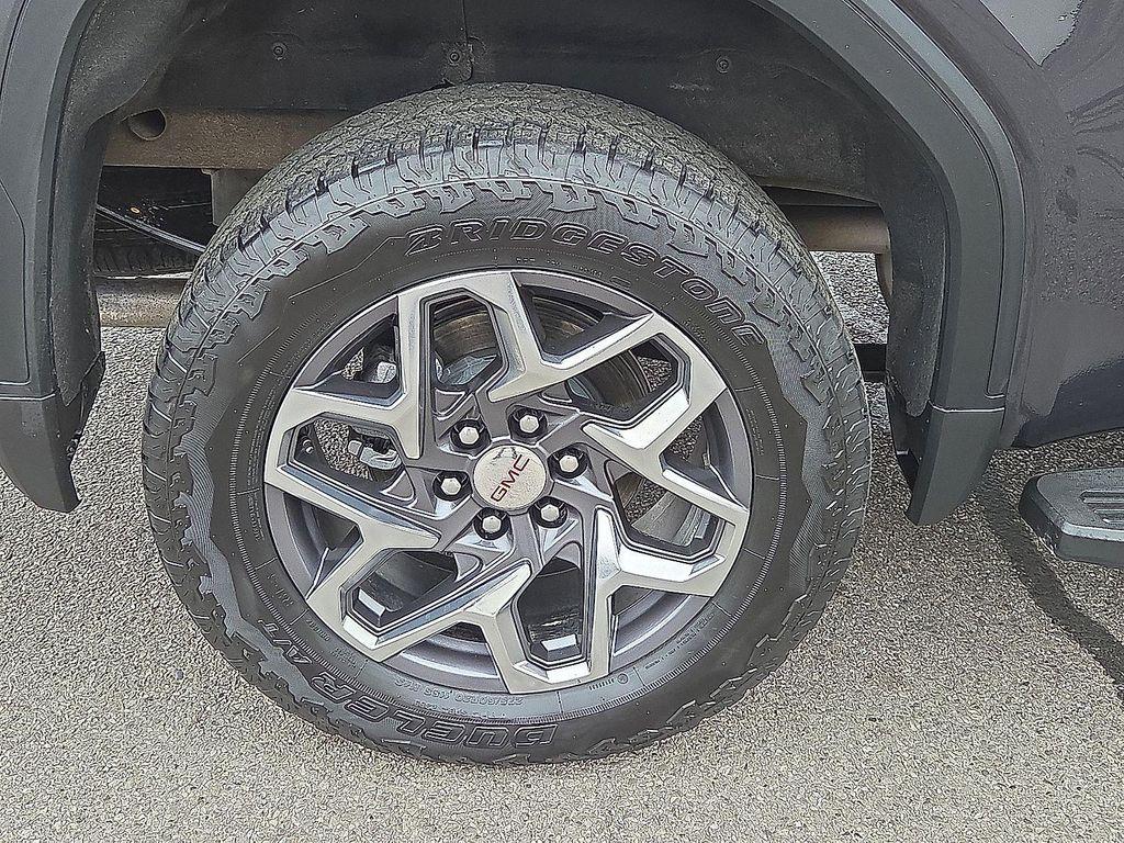 used 2025 GMC Sierra 1500 car, priced at $47,988