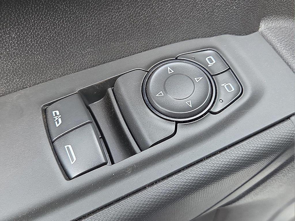 new 2026 GMC Sierra 1500 car, priced at $33,785