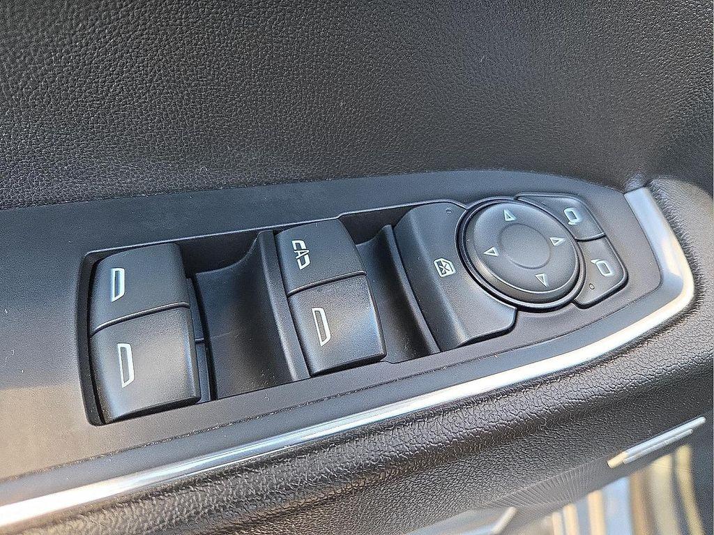 used 2023 Chevrolet Silverado 1500 car, priced at $42,288