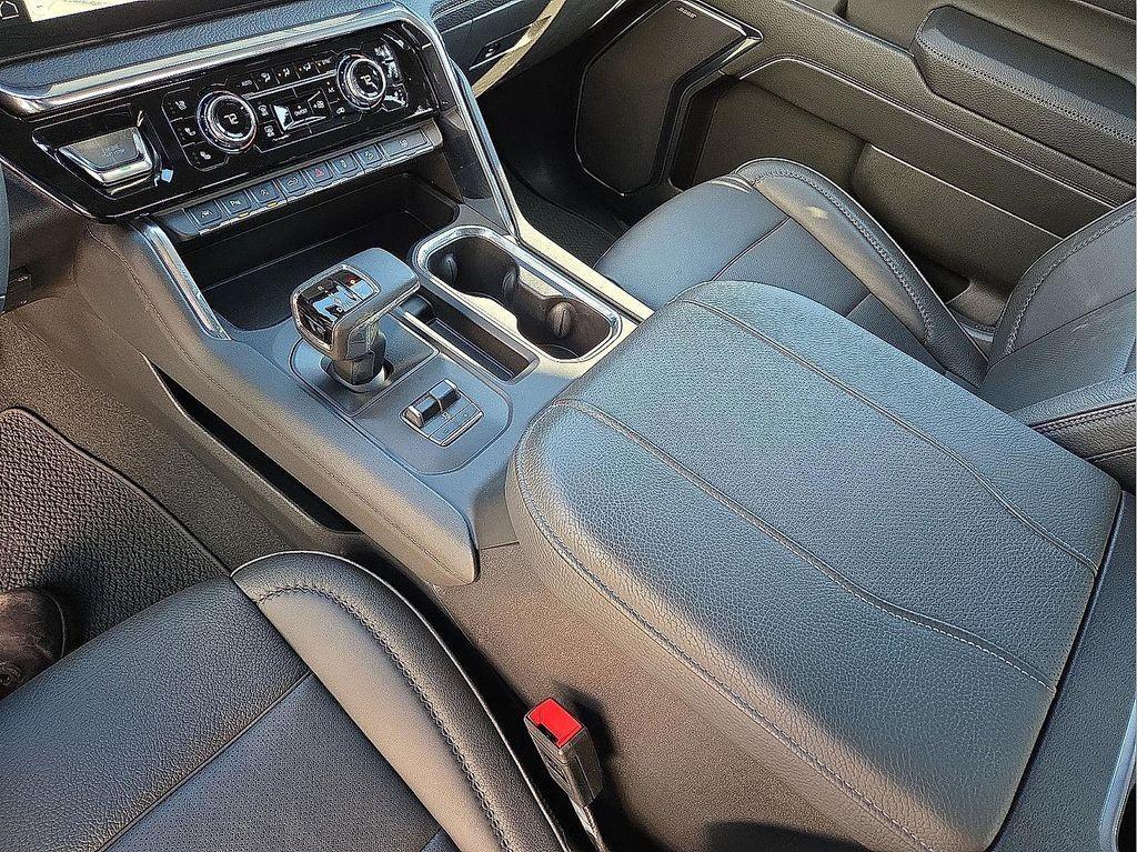 used 2024 GMC Sierra 1500 car, priced at $50,988