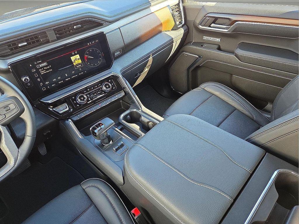 used 2024 GMC Sierra 1500 car, priced at $50,988