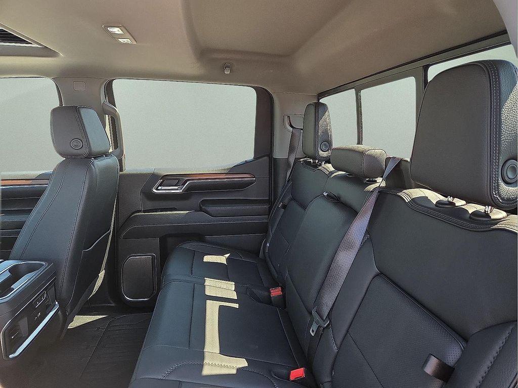 used 2024 GMC Sierra 1500 car, priced at $55,997