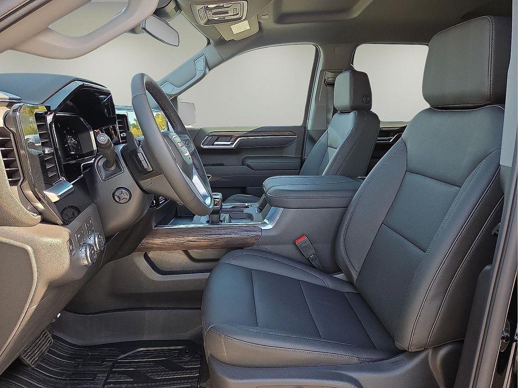 new 2026 GMC Sierra 1500 car, priced at $58,380