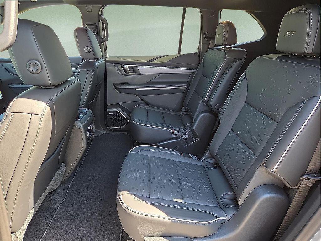 new 2026 Buick Enclave car, priced at $46,895