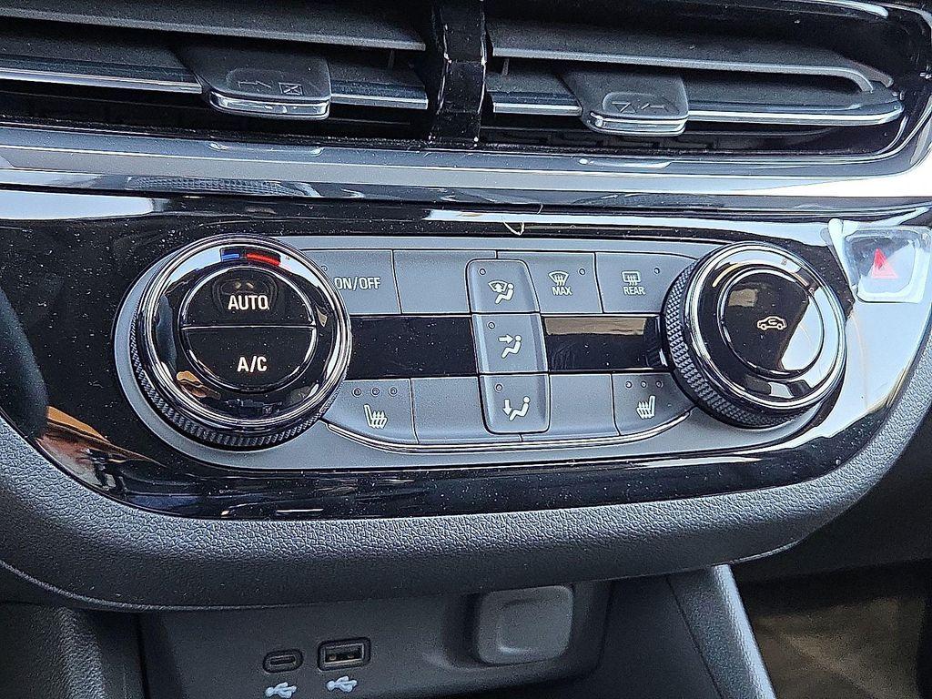 new 2026 Buick Envista car, priced at $30,103