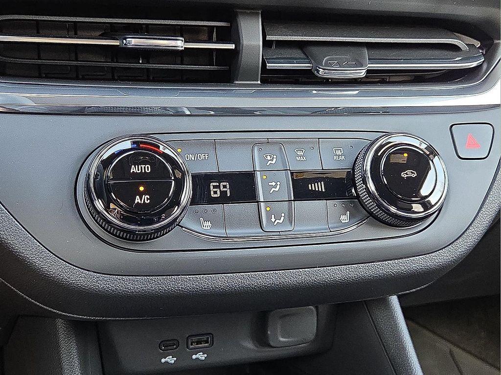 new 2026 Buick Envista car, priced at $28,246