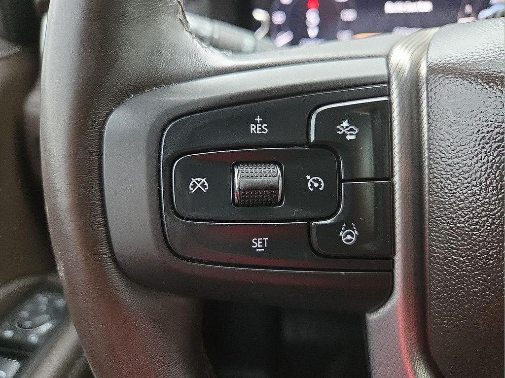 used 2023 GMC Yukon XL car, priced at $53,977