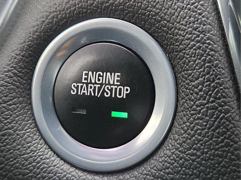 used 2023 Chevrolet Traverse car, priced at $20,990