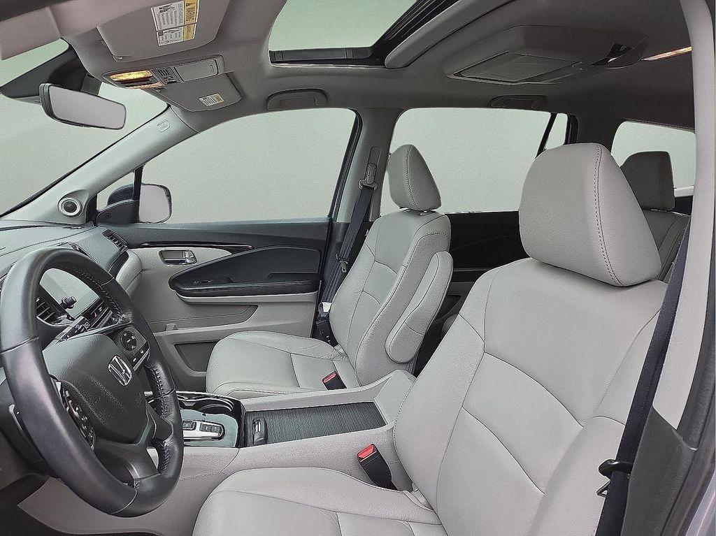 used 2020 Honda Pilot car, priced at $28,966
