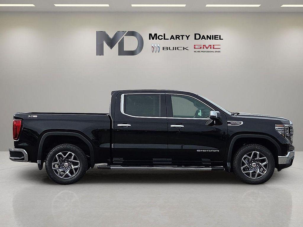 new 2026 GMC Sierra 1500 car, priced at $58,585