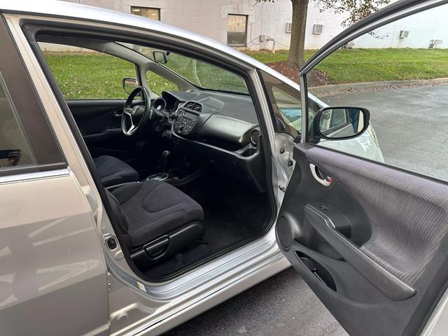 2012 Silver Honda Fit